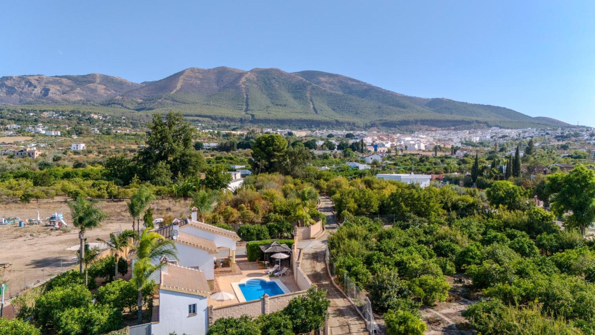 Casa Rural Tipica Andaluza, Wifi,Piscina, Barbacoa, Aire Acondicionado, 5Min Centros Alhaurín el Grande エクステリア 写真